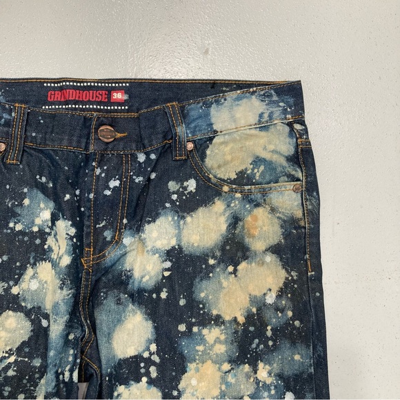 Men's Blue and White Jeans - Picture 8 of 16